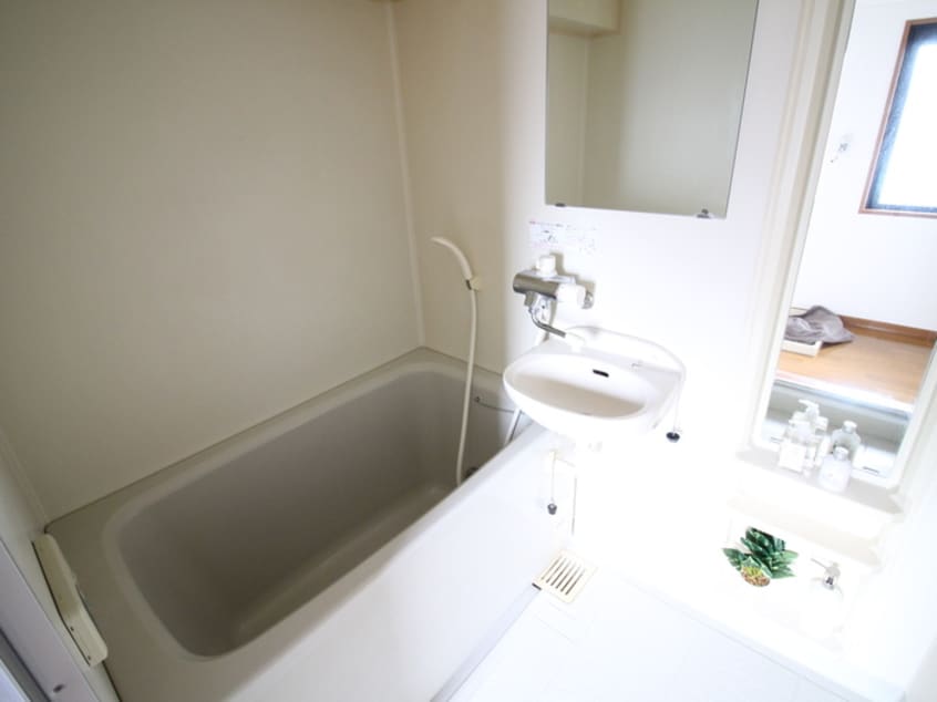 バス／シャワールーム等 ヴィラ２１