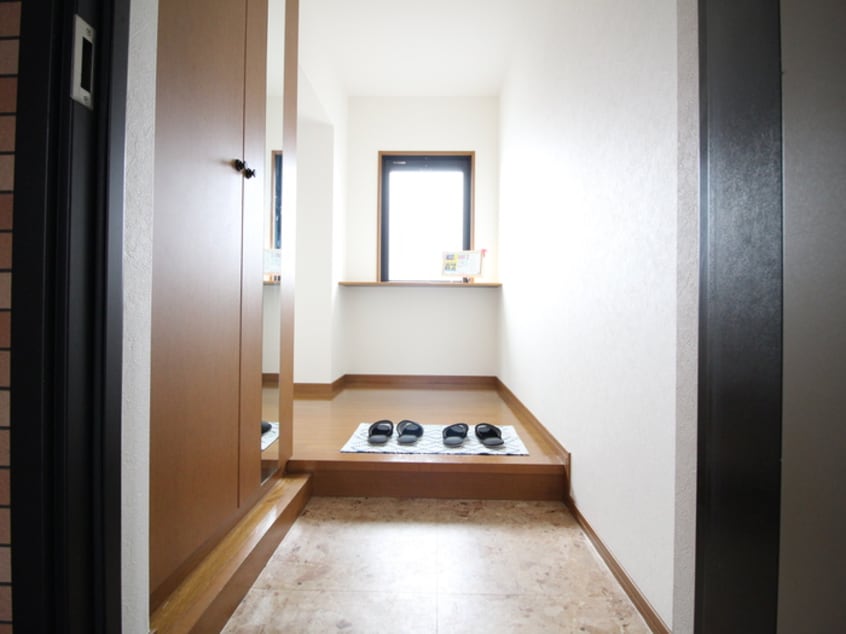 玄関 ヴィラ２１