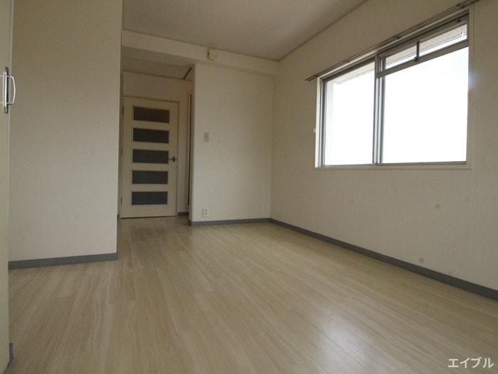 居室 ポルトス仲原