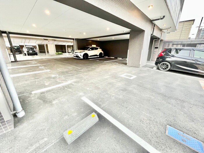 駐車場 Avenue　Kurosaki　Residence