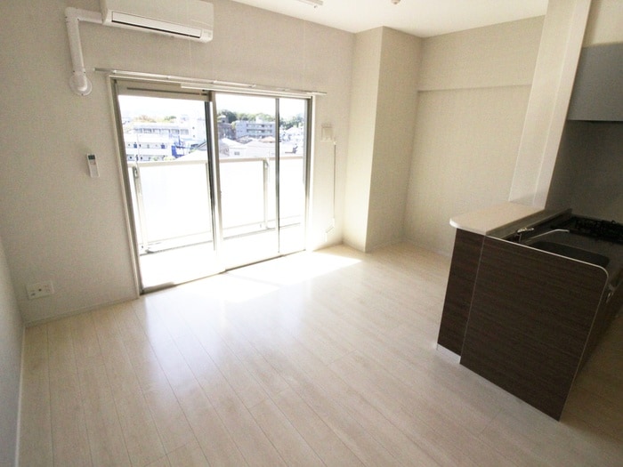 居室 アドヴァンスコート中井