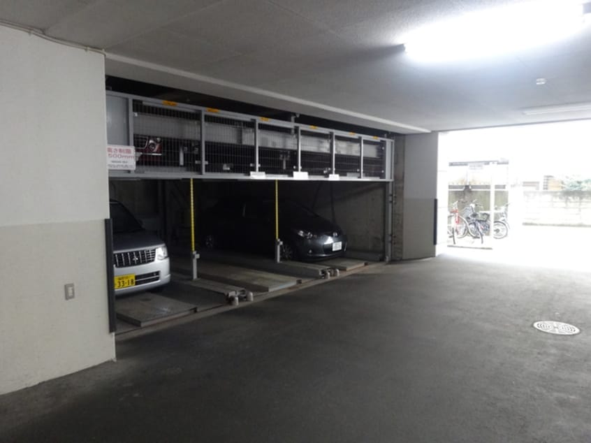 駐車場 パインストン今泉