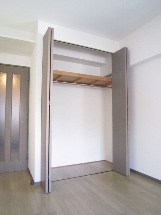 収納 パインストン今泉