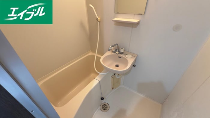 バス／シャワールーム等 クレアトゥ－ル４６