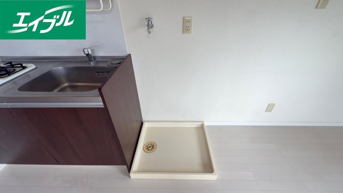 洗濯機置場 クレアトゥ－ル４６