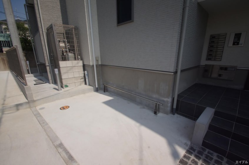 駐輪場 Mugello due