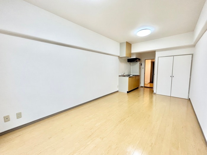 居室 ｵｰｸﾗﾝドｱｻｰﾄ折尾