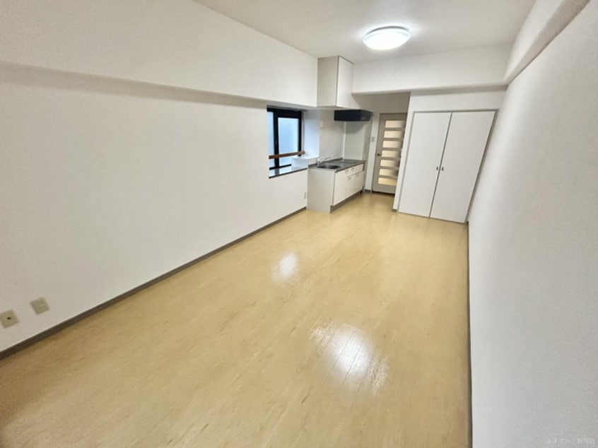 居室 ｵｰｸﾗﾝドｱｻｰﾄ折尾