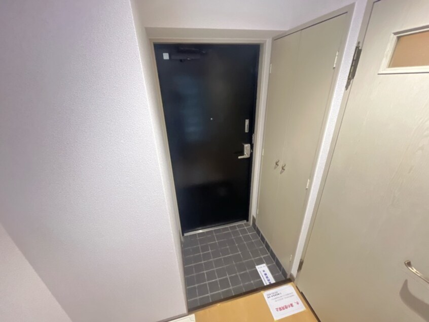 玄関 ｵｰｸﾗﾝドｱｻｰﾄ折尾