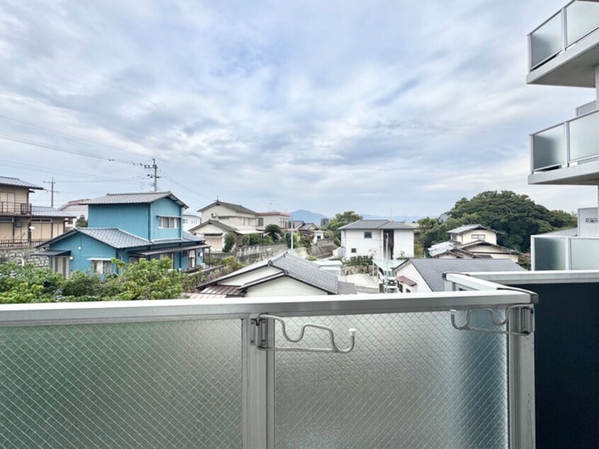 室内からの展望 ｵｰｸﾗﾝドｱｻｰﾄ折尾