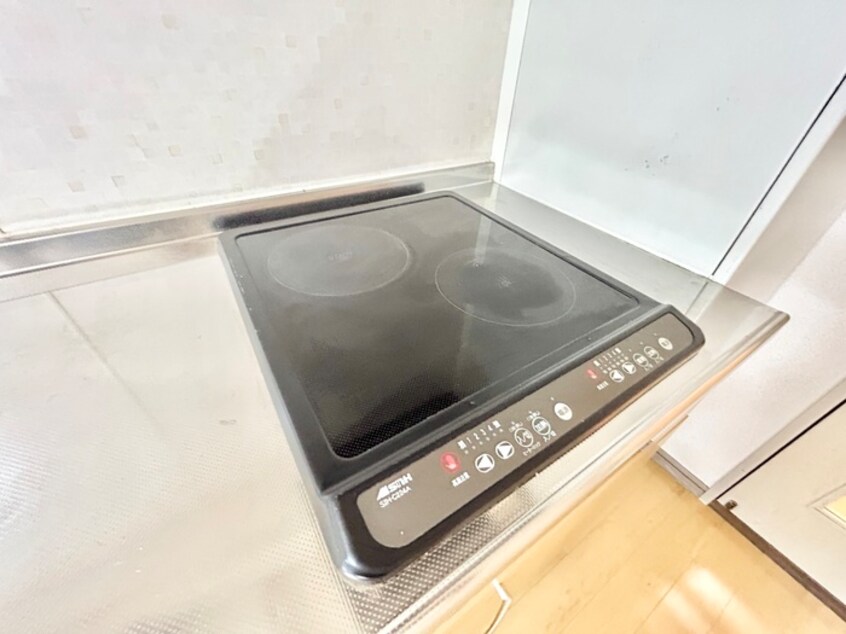 キッチン ｵｰｸﾗﾝドｱｻｰﾄ折尾