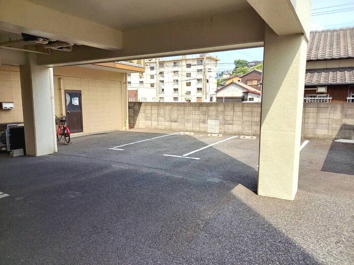 駐車場 槻田コーポＡ棟