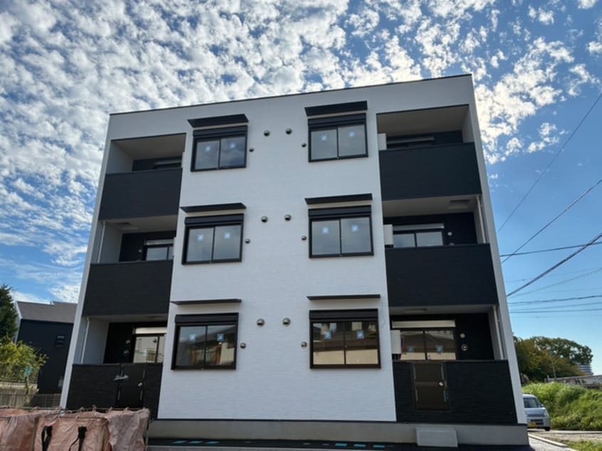 エントランス部分 ｆｌｅｕｒ　ｒｉｚｉｅｒｅ野中