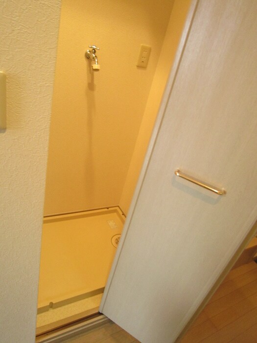 洗濯機置場 プレデュパルク壱番館