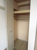 収納 プレデュパルク壱番館