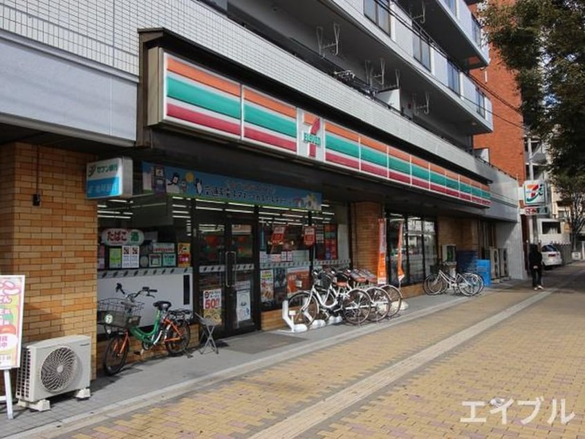 セブンイレブン(コンビニ)まで270m プレデュパルク壱番館