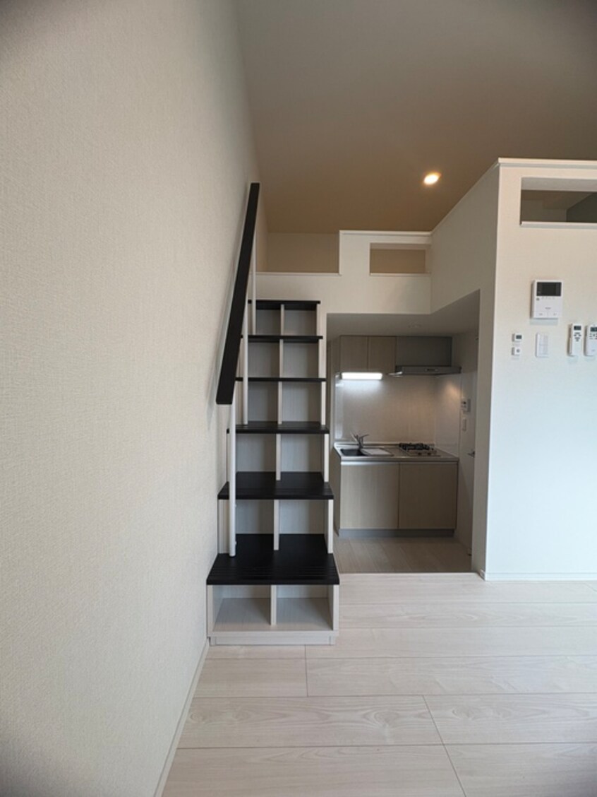 居室 Ｄ．Ｉ．Ｊ．ＨＯＵＳＥ