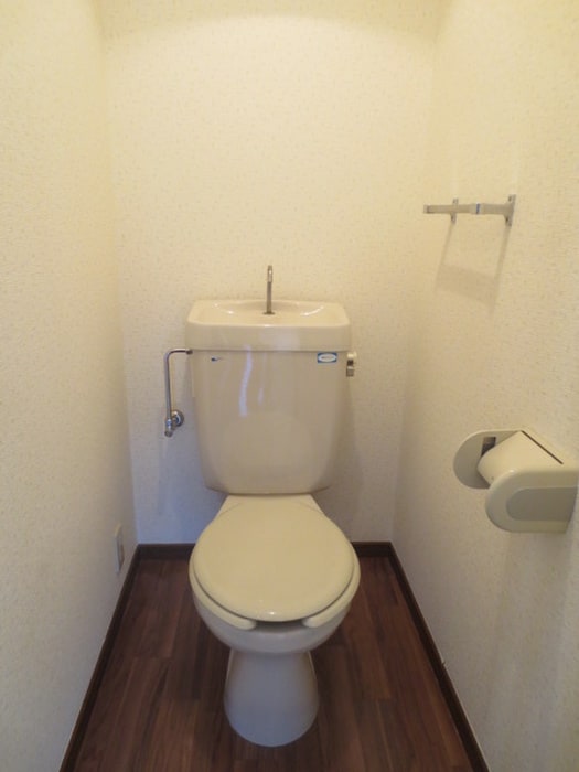 トイレ ジュネス下原