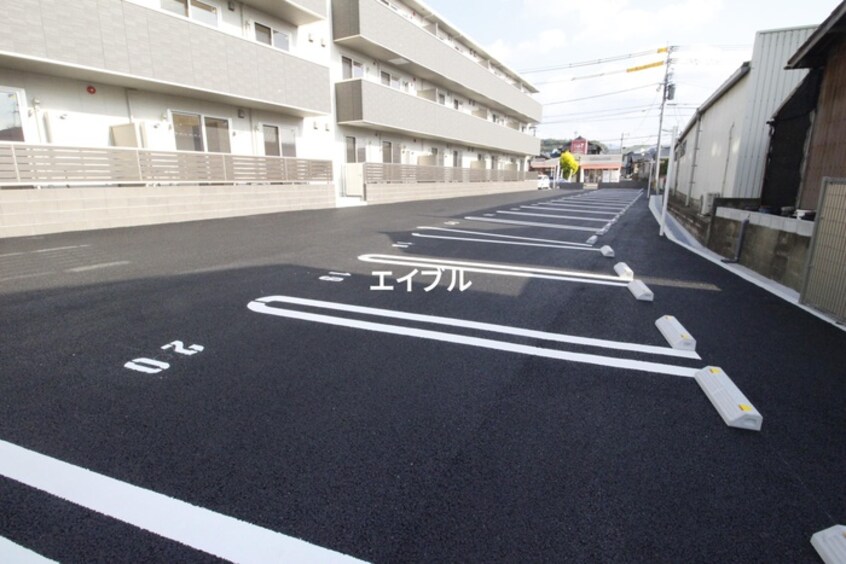 駐車場 ポルトボヌール前原