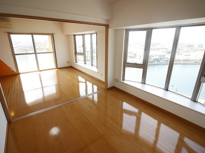 居室 浅野ベイタワー