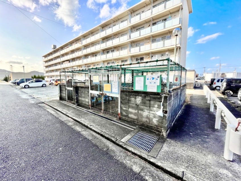 駐輪場 ビレッジハウス直方5号棟