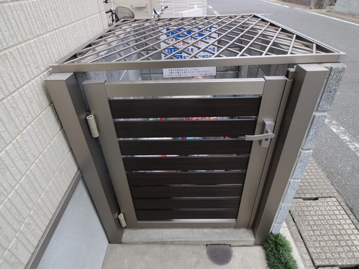 建物設備 バーンメアオ　ラチャ