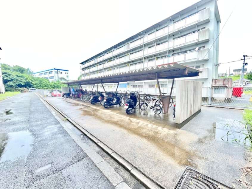 駐輪場 ビレッジハウス直方東2号棟