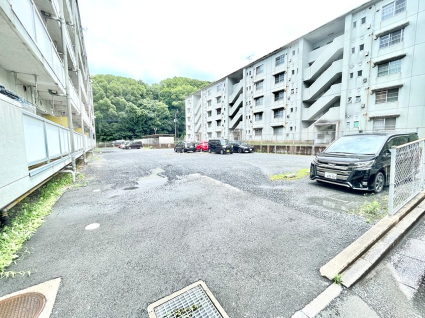 駐車場 ビレッジハウス直方東2号棟