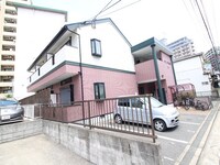 タウンハウス６番館