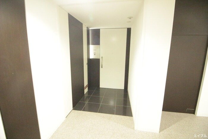 玄関 ｱｲﾗﾝﾄﾞﾀﾜｰｽｶｲｸﾗﾌﾞC棟(425)