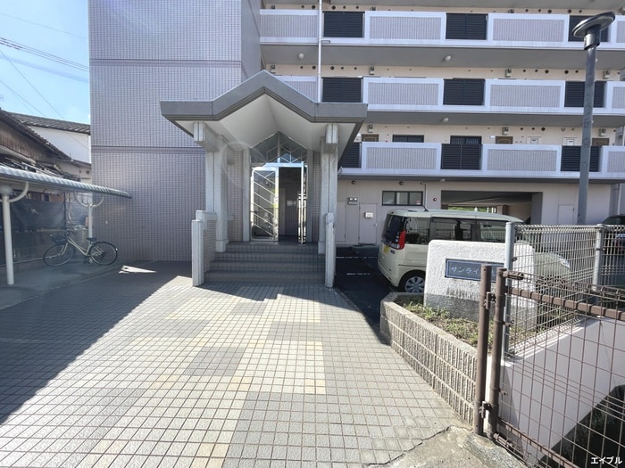 エントランス部分 サンライズ天拝