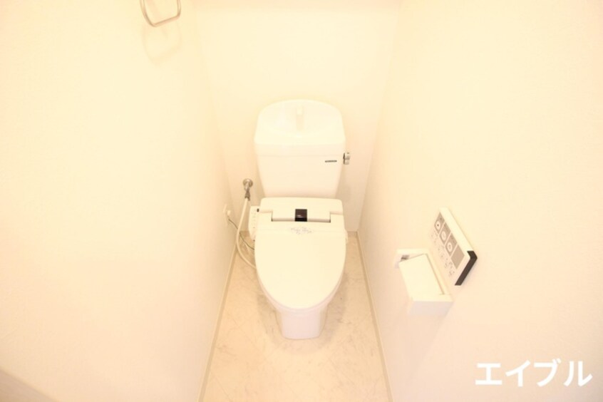 トイレ ヴィラ博丈下川端