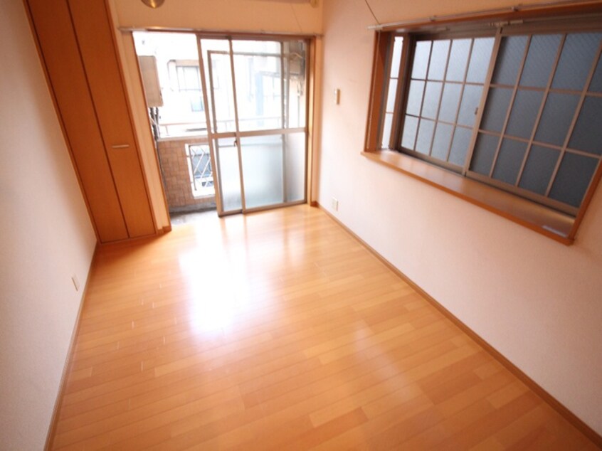 居室 ﾗｲｽ天神南