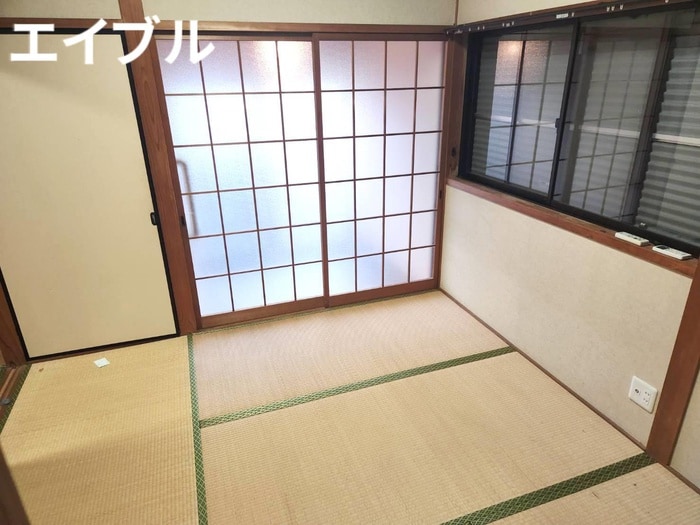 居室 綱分貸家