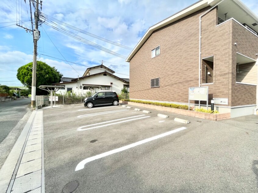 駐車場 ヴィラ　ド　ハピネスⅠ