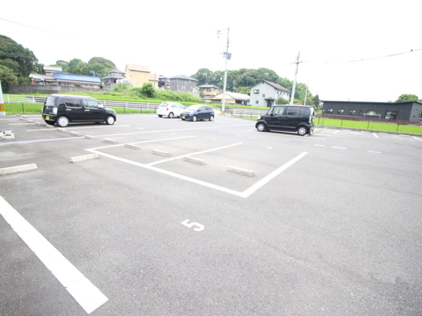 駐車場 SlowHand弐番館