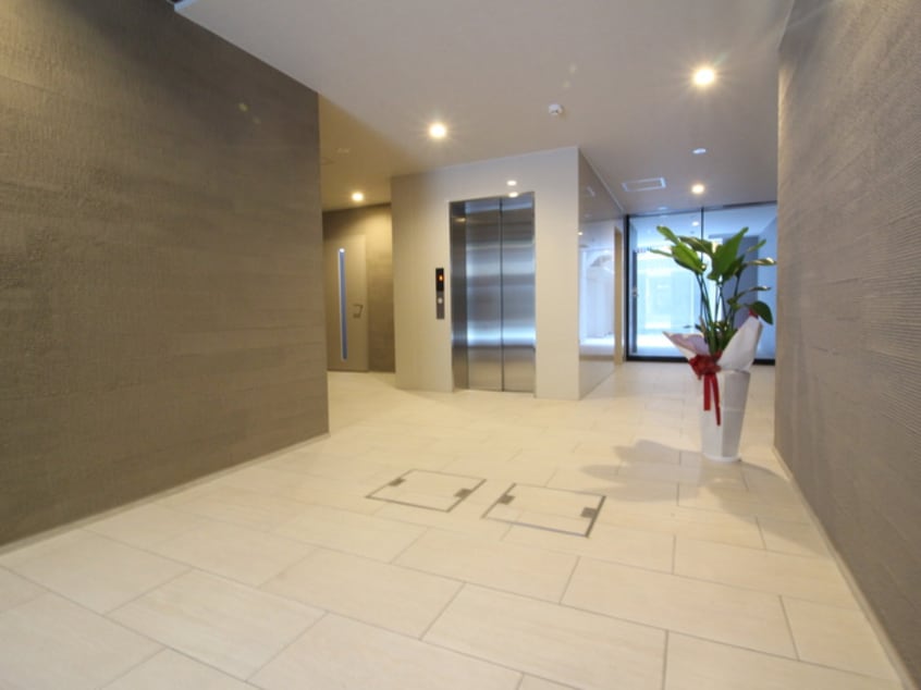エントランス部分 MODERN PALAZZO大濠nord