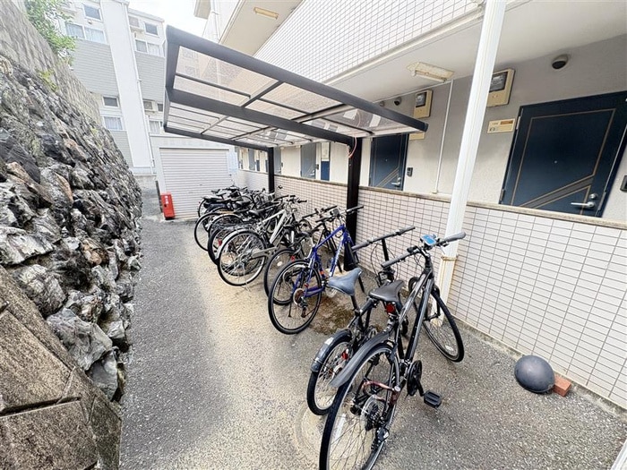 駐輪場 TERRACIELO香住ヶ丘