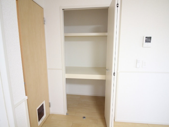 収納 コスモスI