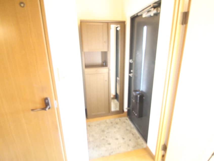 玄関 ティアラ渡辺