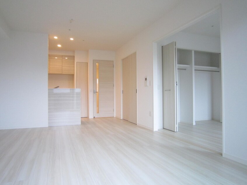 居室 ｴｸﾞｾﾞ博多ｺﾝﾄﾞﾐﾆｱﾑ（1111）