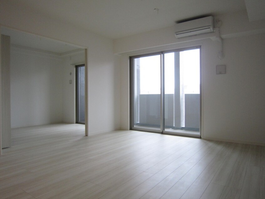 居室 ｴｸﾞｾﾞ博多ｺﾝﾄﾞﾐﾆｱﾑ（1111）