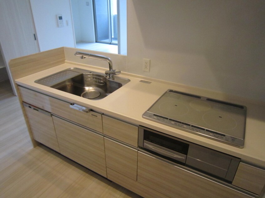 キッチン ｴｸﾞｾﾞ博多ｺﾝﾄﾞﾐﾆｱﾑ（1111）