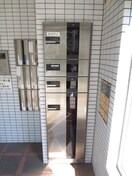 エントランス部分 リベルテ南小倉