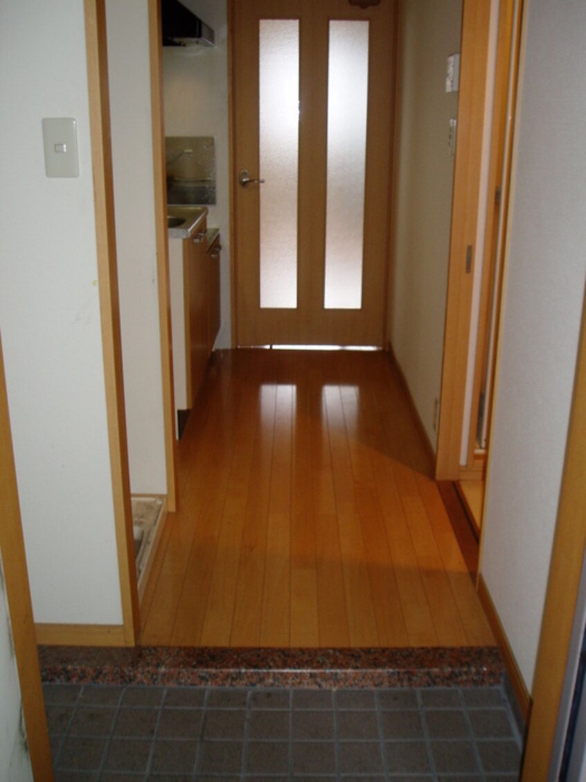 廊下 サンロージュ箱崎駅前