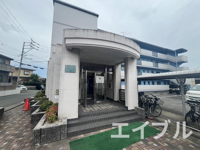 エントランス部分 ホワイトグレース２０