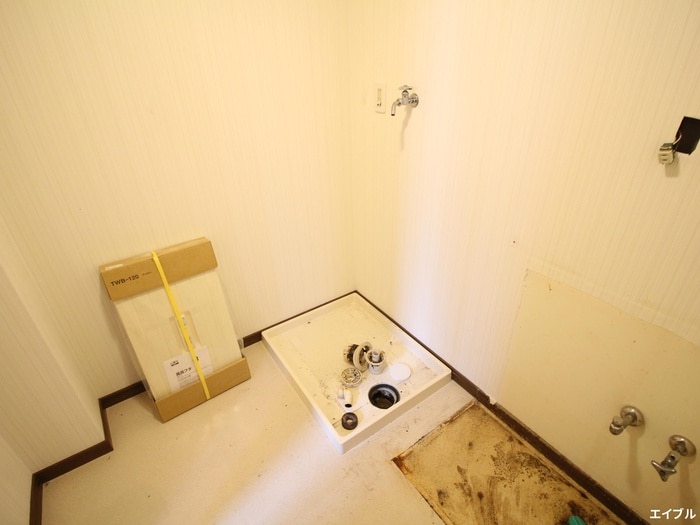 洗濯機置場 リバーコート大産