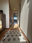 廊下 ノイベルグ　MS