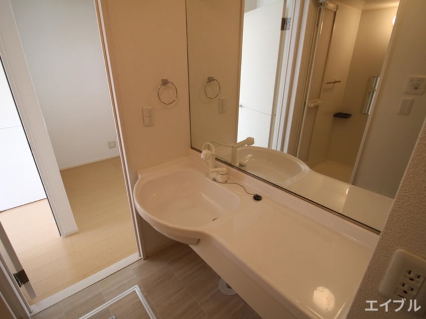 洗面 アヴニ－ルＮＡＫＡ