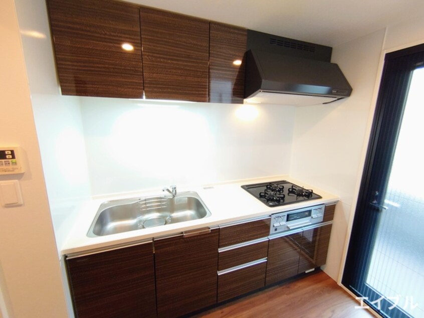 キッチン ｴﾝｸﾚｽﾄ博多PREMIER(1006)